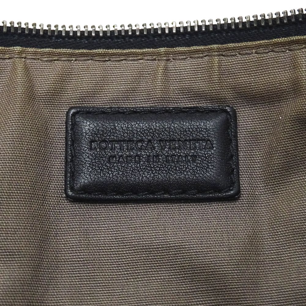 Bottega Veneta Intrecciato Clutch Leather Black — view 5