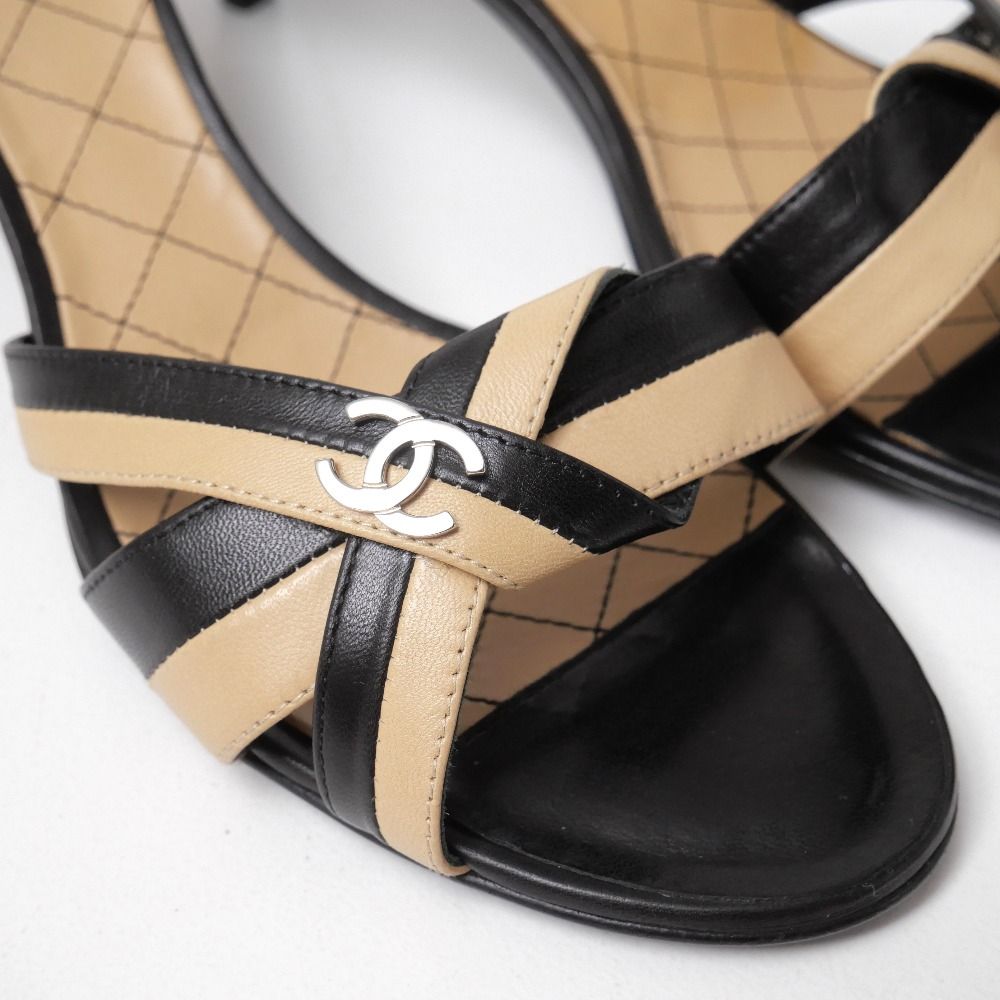 Chanel Sandals 39 CC Logo Bicolor — view 5