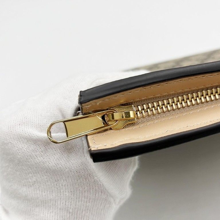 Gucci Clutch GG Supreme Gold Beige Leather — view 6