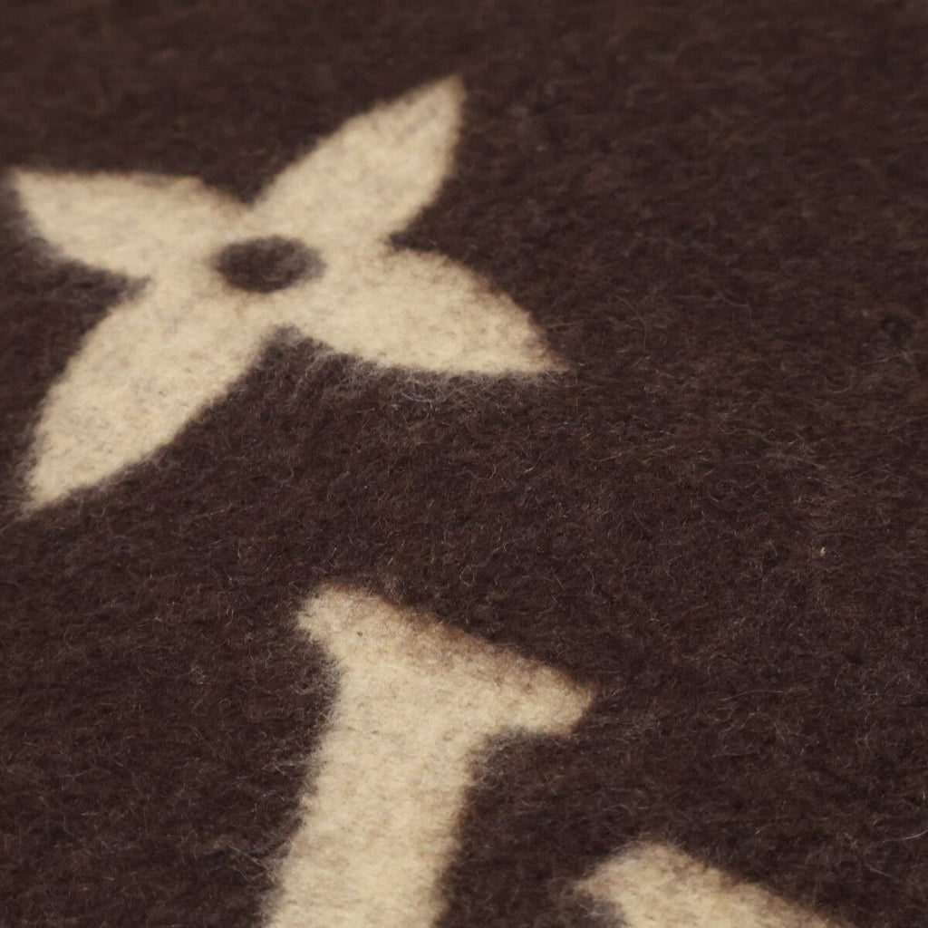 Louis Vuitton Echarpe Reykjavik Monogram Cashmere Fringe — view 7