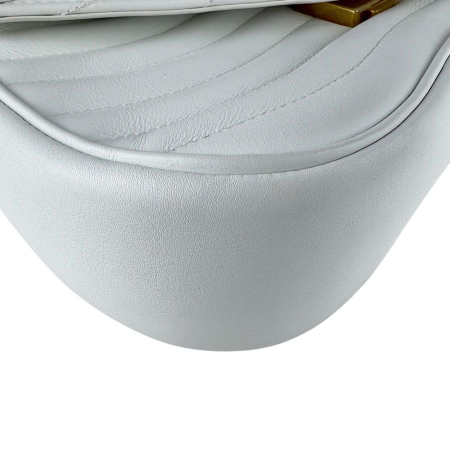 Louis Vuitton Shoulder Bag New Wave Chain — view 8