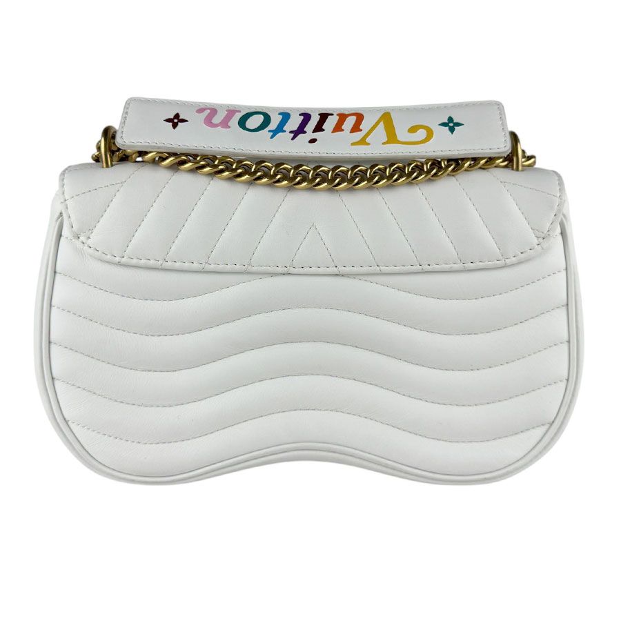 Louis Vuitton Shoulder Bag New Wave Chain — view 3