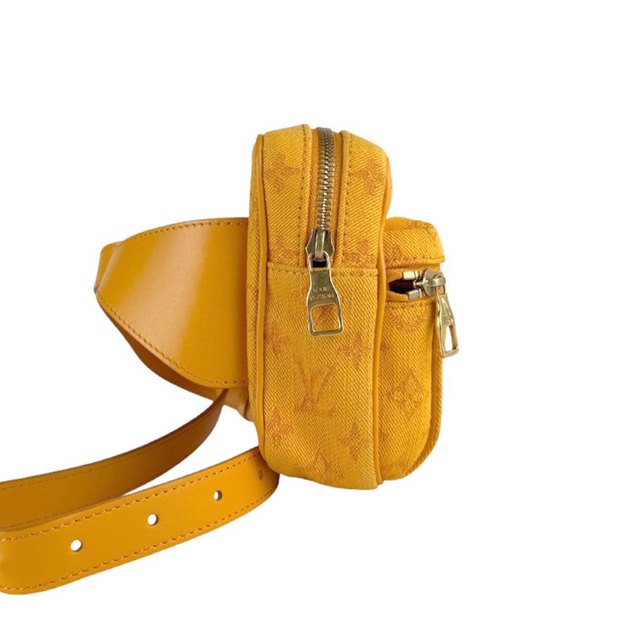 Louis Vuitton Waist Pouch Belt Bag Outdoor — view 2