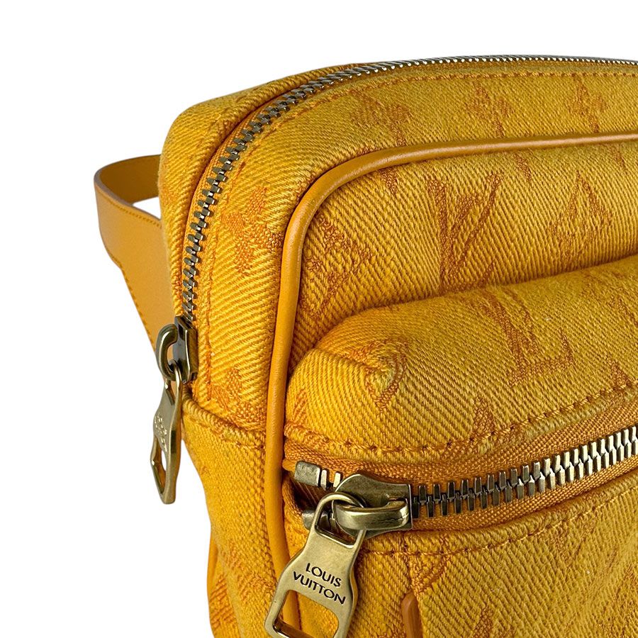 Louis Vuitton Waist Pouch Belt Bag Outdoor — view 6