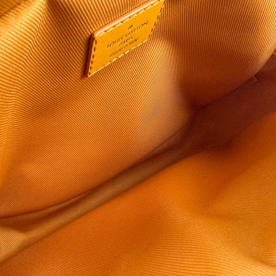 Louis Vuitton Waist Pouch Belt Bag Outdoor — view 5