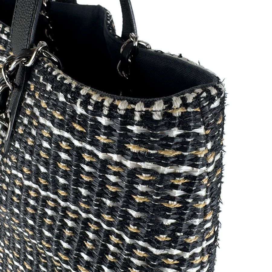 Chanel Shoulder Bag Black — view 7