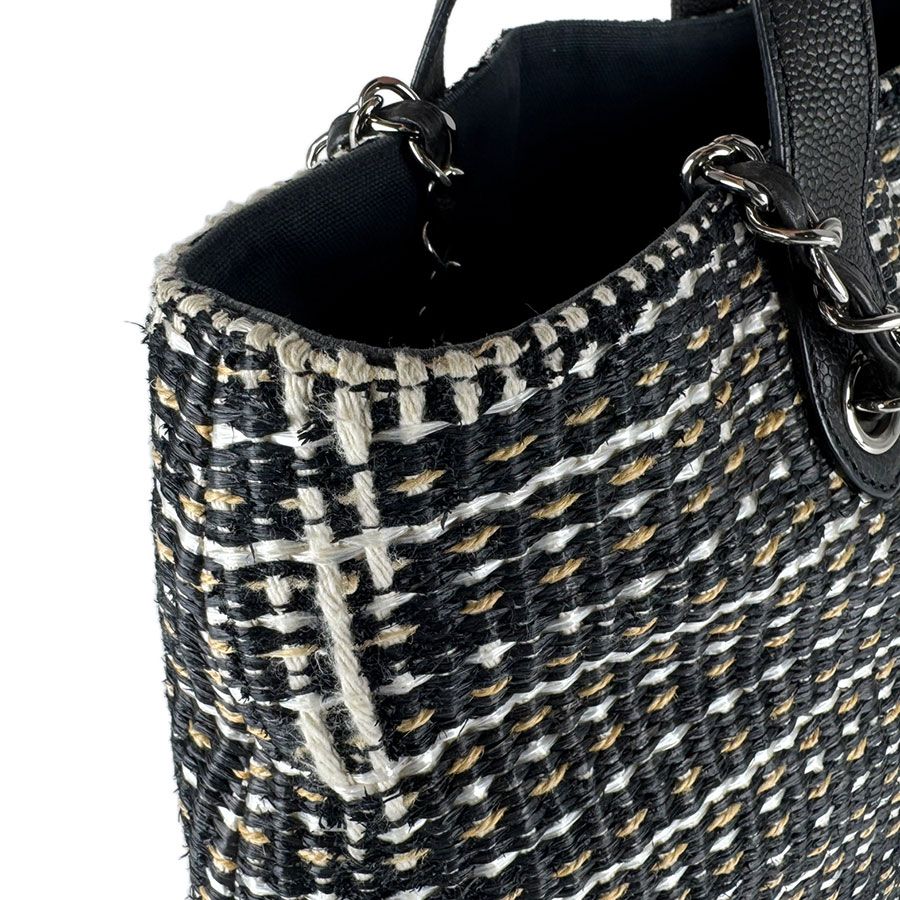 Chanel Shoulder Bag Black — view 6