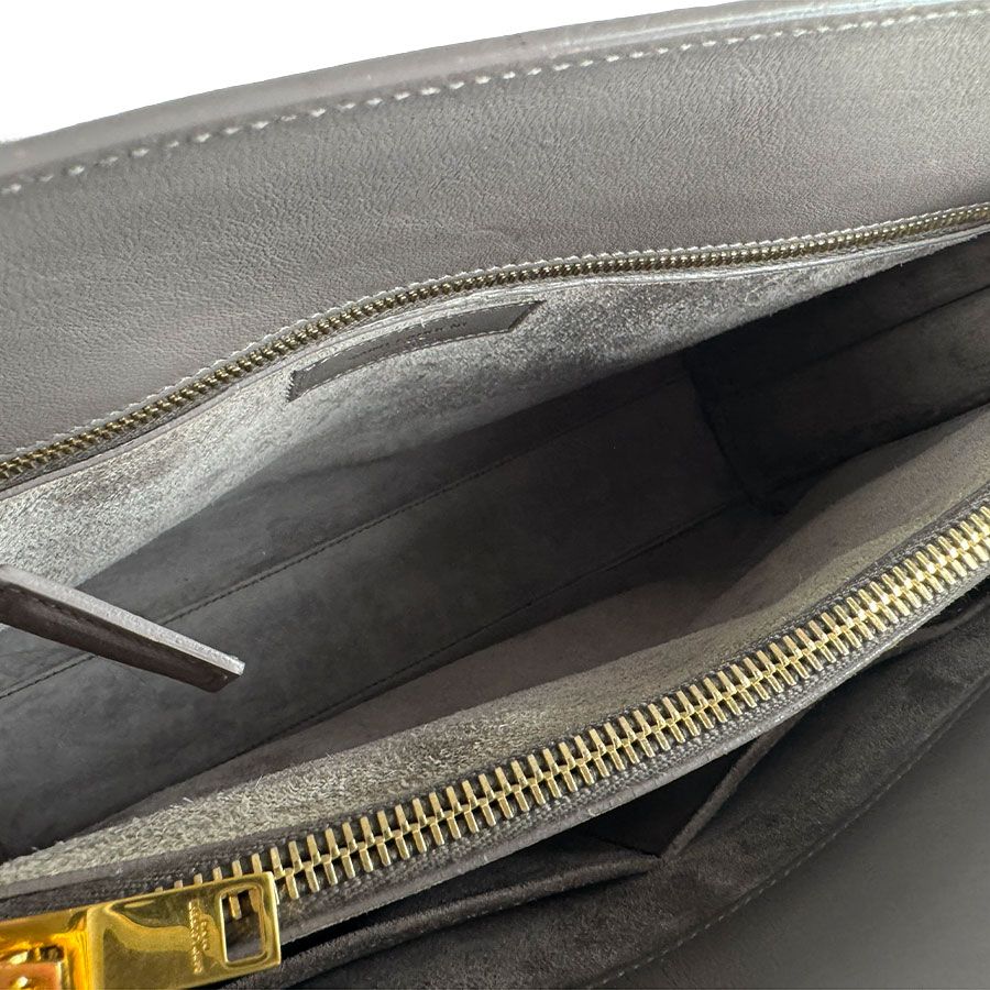 Saint Laurent Shoulder Bag Sac de Jour — view 5