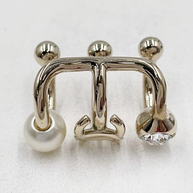 Chanel CC Logo Gold Metal Faux Pearl Rhinestone Earring — view 2