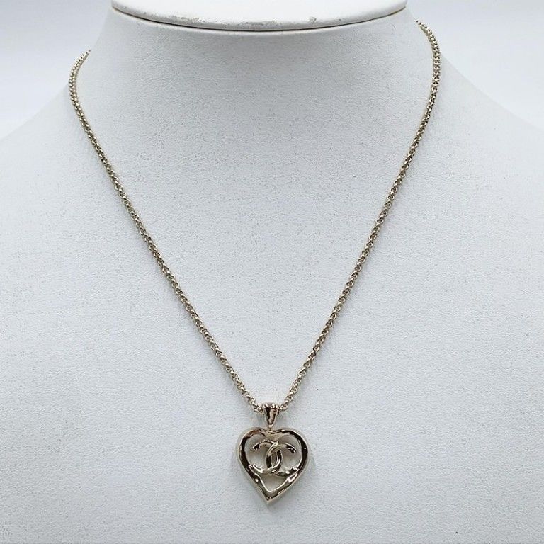 Chanel Necklace CC Logo Gold Metal