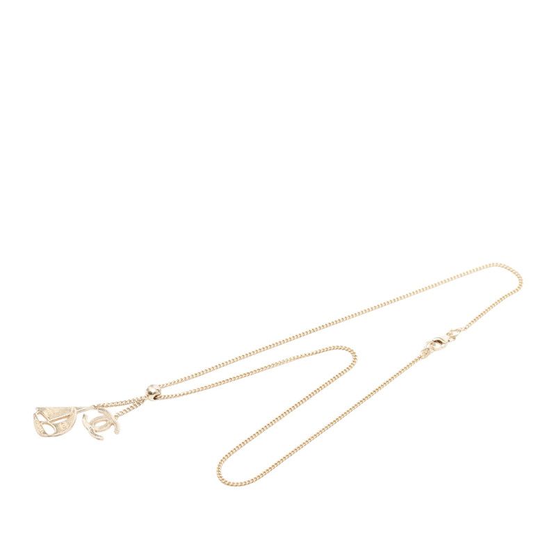 Chanel CC Logo Yacht Pendant Silver Metal — view 3