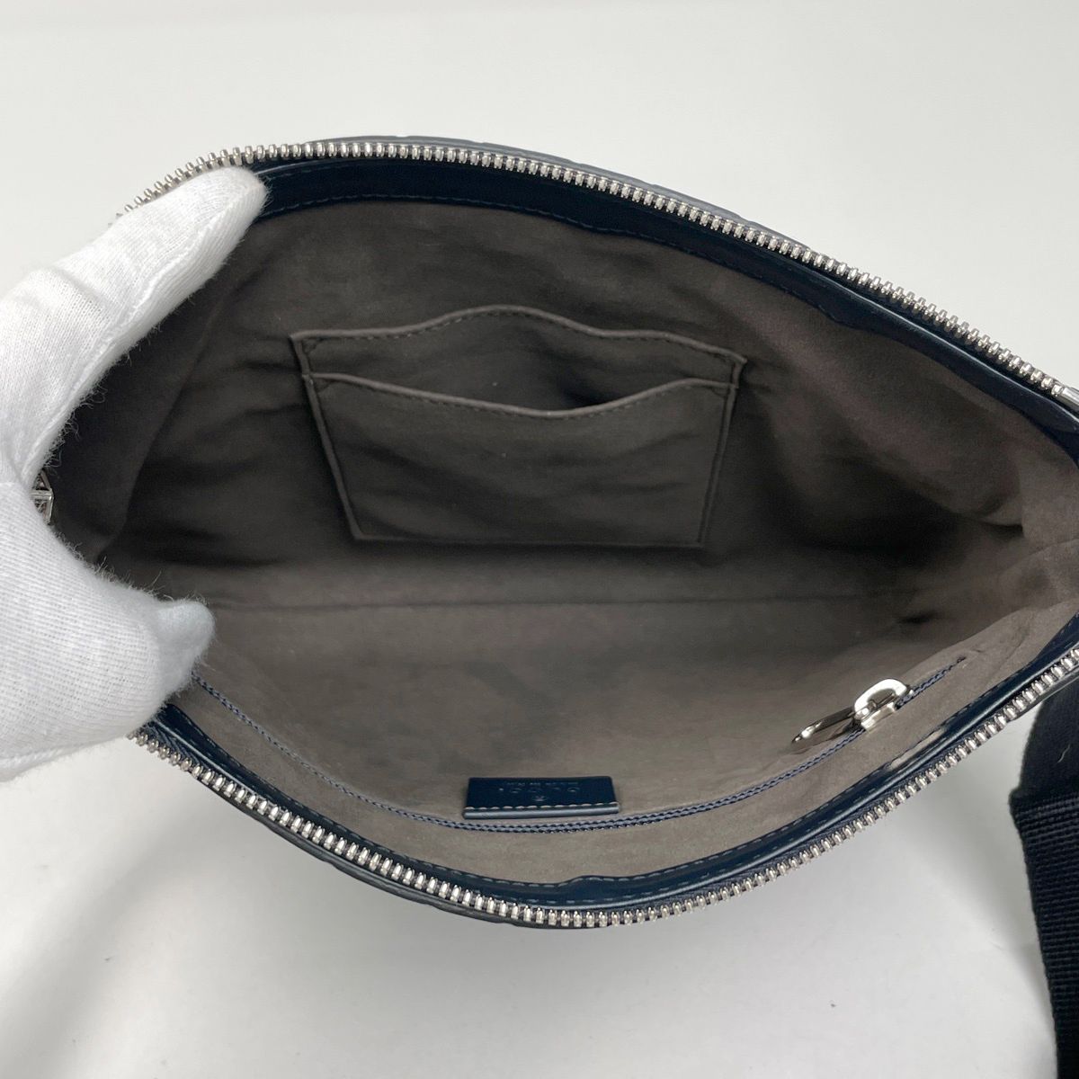 Gucci Guccissima Messenger Bag GG Pattern Shi Marais the Navy — view 8