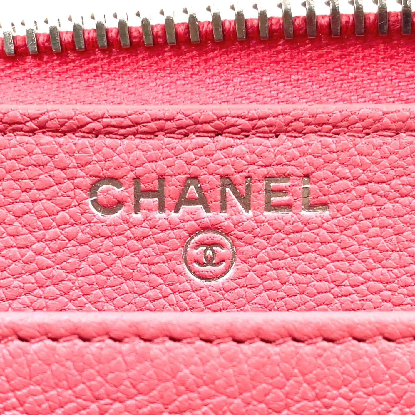 Chanel Lucky Crowbar Zip Around Leather Pink Wallet Gold — view 3