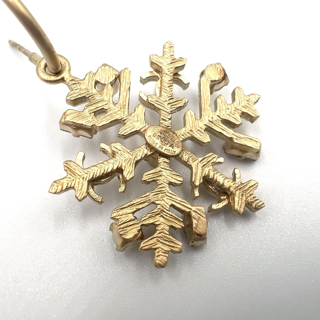 Chanel CC Logo Snowflake Faux Pearl Color Stone Clear Gold White Earrings — view 8