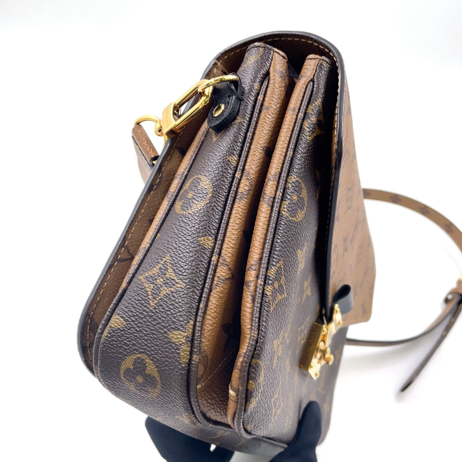 Louis Vuitton Pochette Metis Monogram Reverse 2-Way Shoulder Leather Brown — view 5