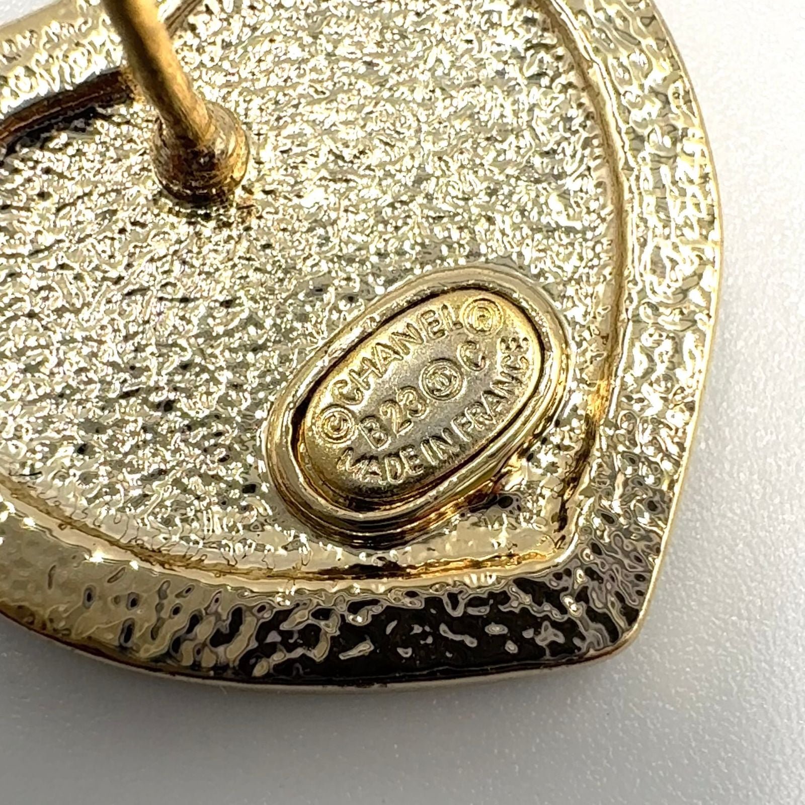 Chanel CC Logo Rhinestone Heart Color Stone Resin Clear Gold Black Earrings — view 4