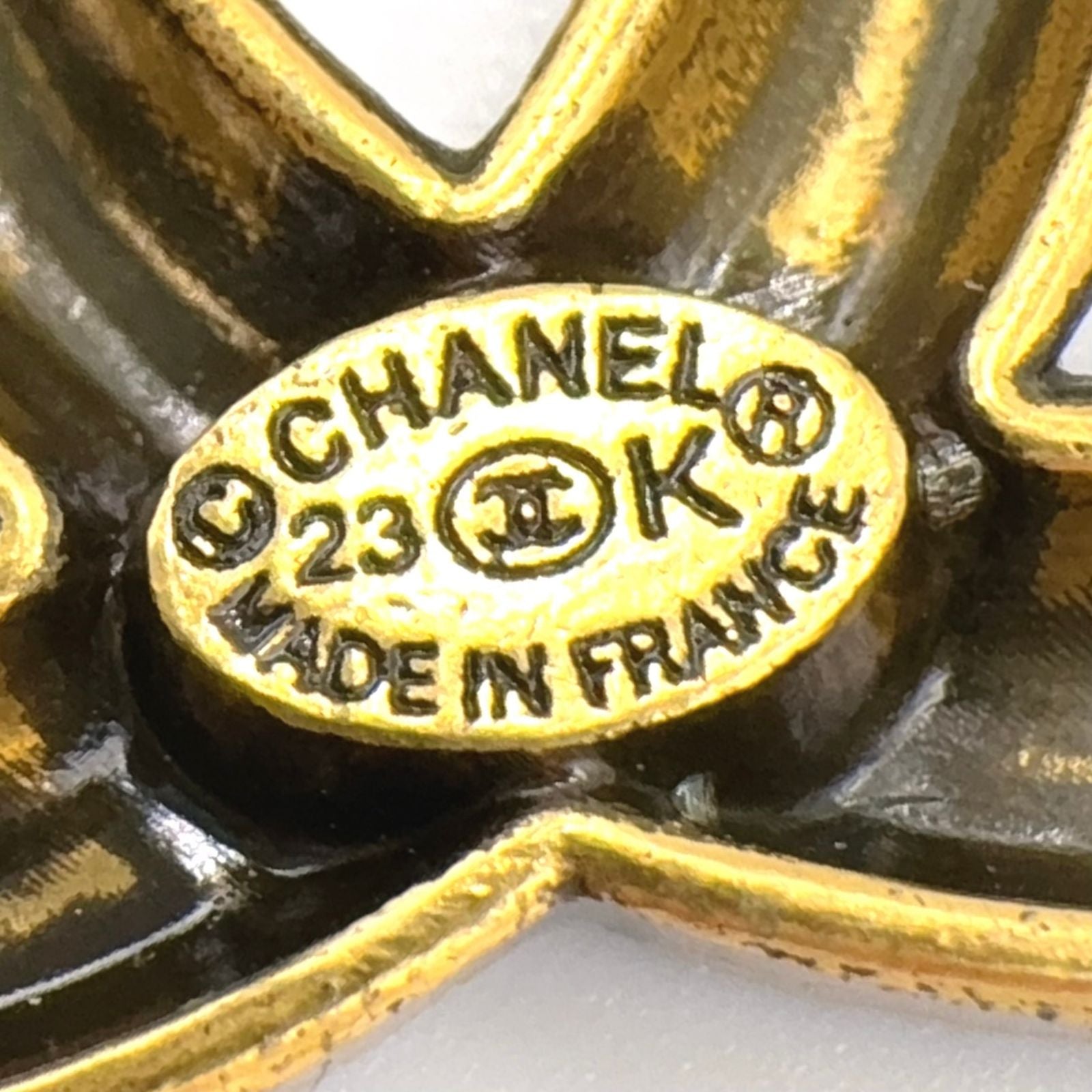 Chanel CC Logo Star Motif Color Stone Clear Gold Black Brooch — view 4