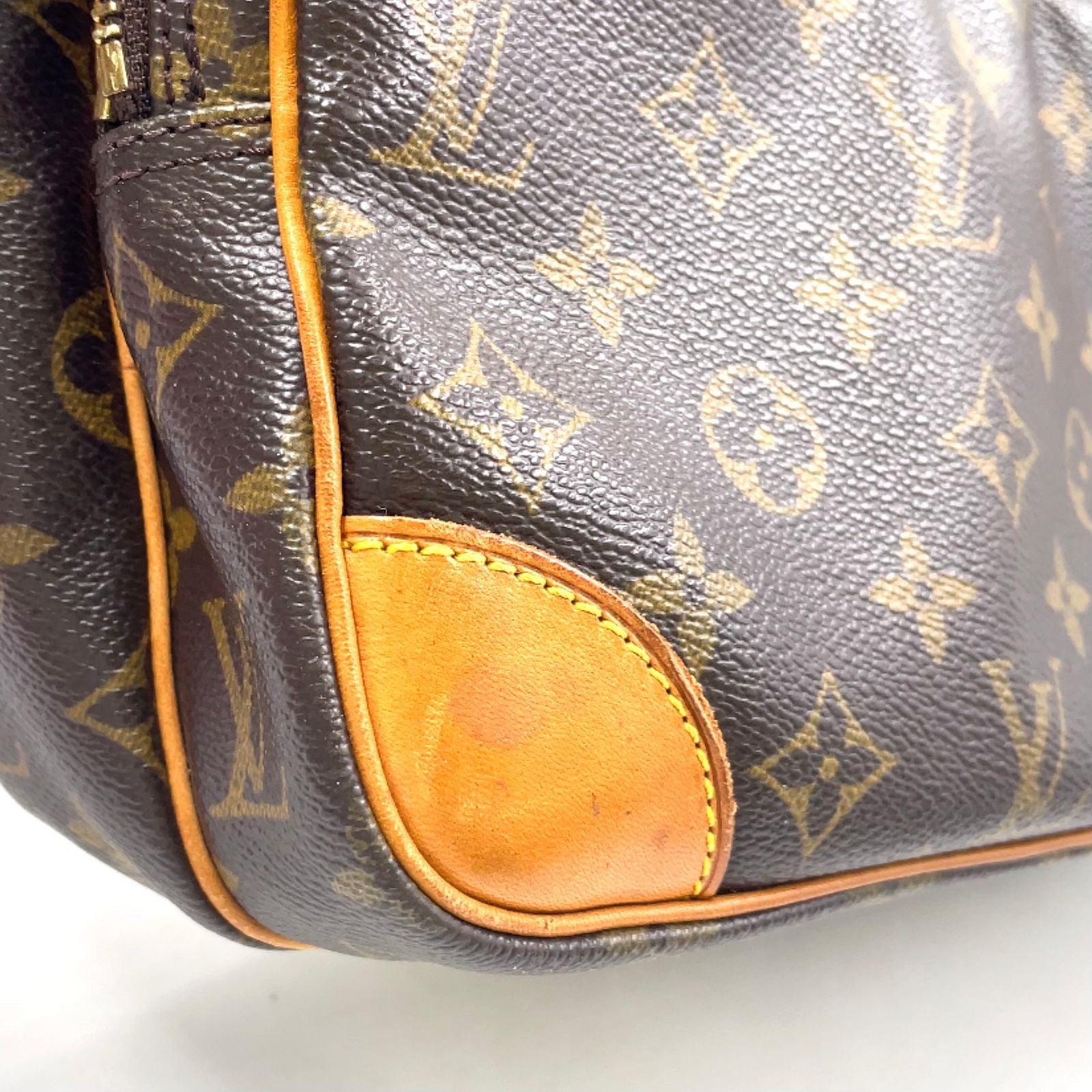 Louis Vuitton Monogram Leather Brown Light Shoulder Bag Gold — view 6