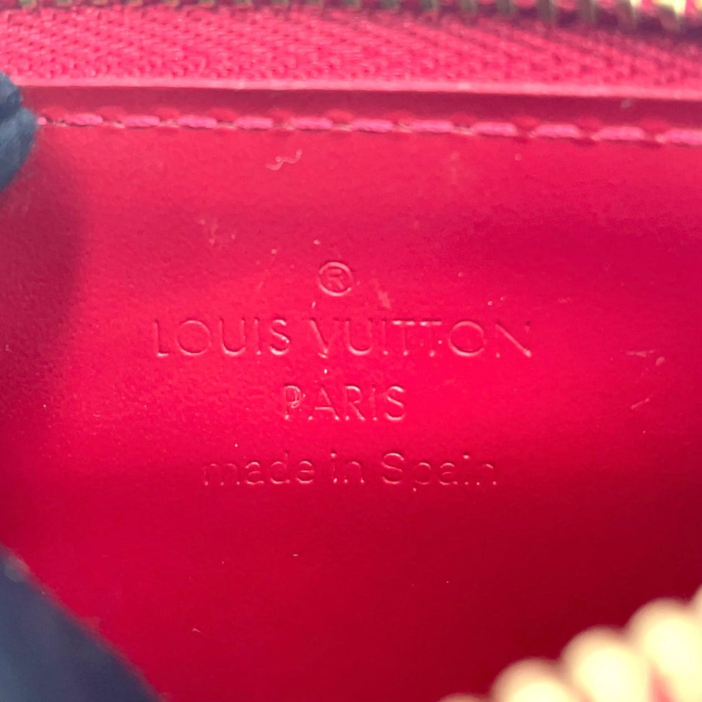 Louis Vuitton Pochette Cles Monogram Vernis Pomme D'amour Leather Enamel — view 3