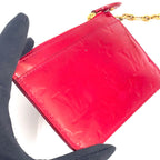 Louis Vuitton Pochette Cles Monogram Vernis Pomme D'amour Leather Enamel — view 7