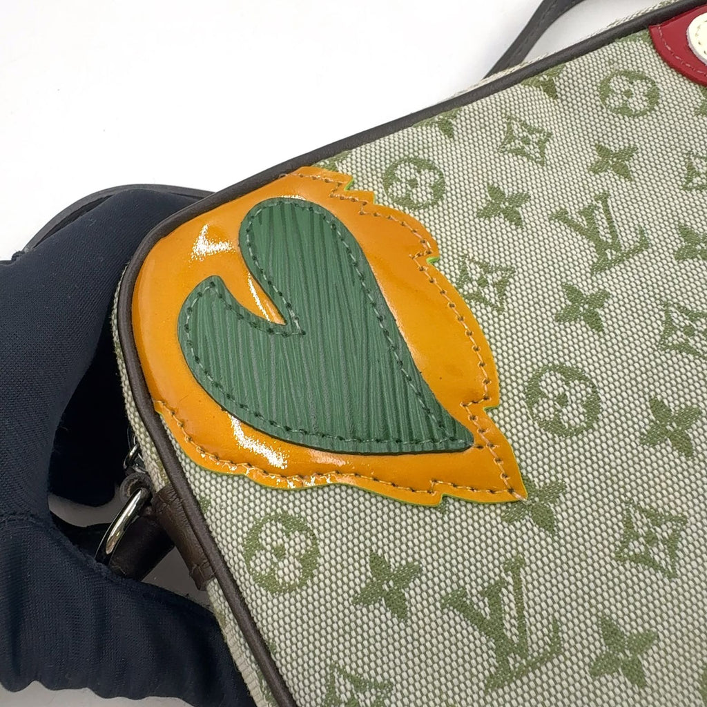 Louis Vuitton Pochette Comte de Fe Monogram Mini Khaki Leather Canvas Green — view 8