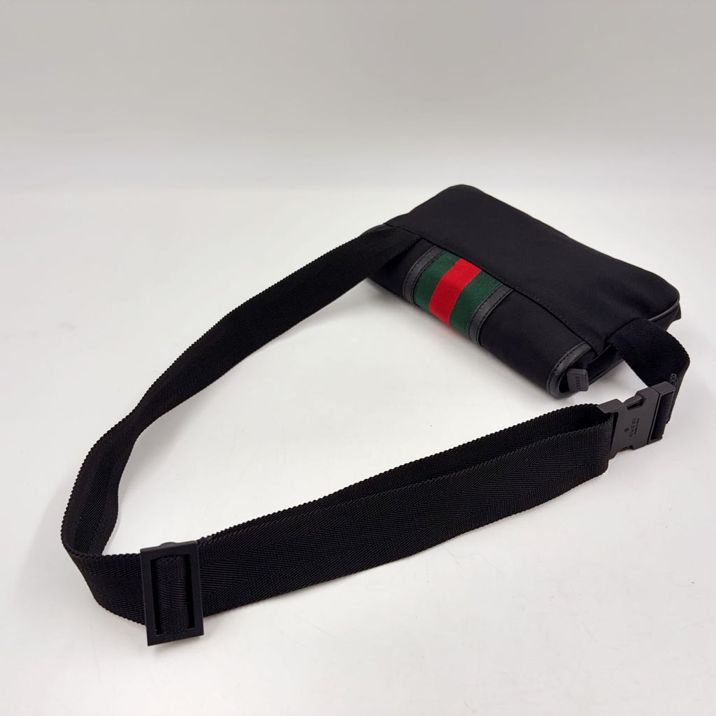 Gucci Interlocking Logo Leather Nylon Green Black Red Belt Bag Silver — view 5