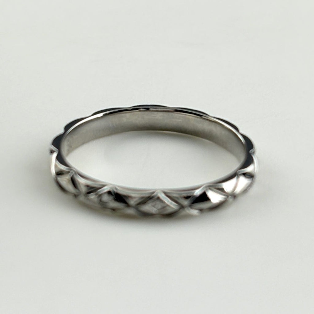 Chanel Quilted Ring Platinum Pave Diamond — view 3