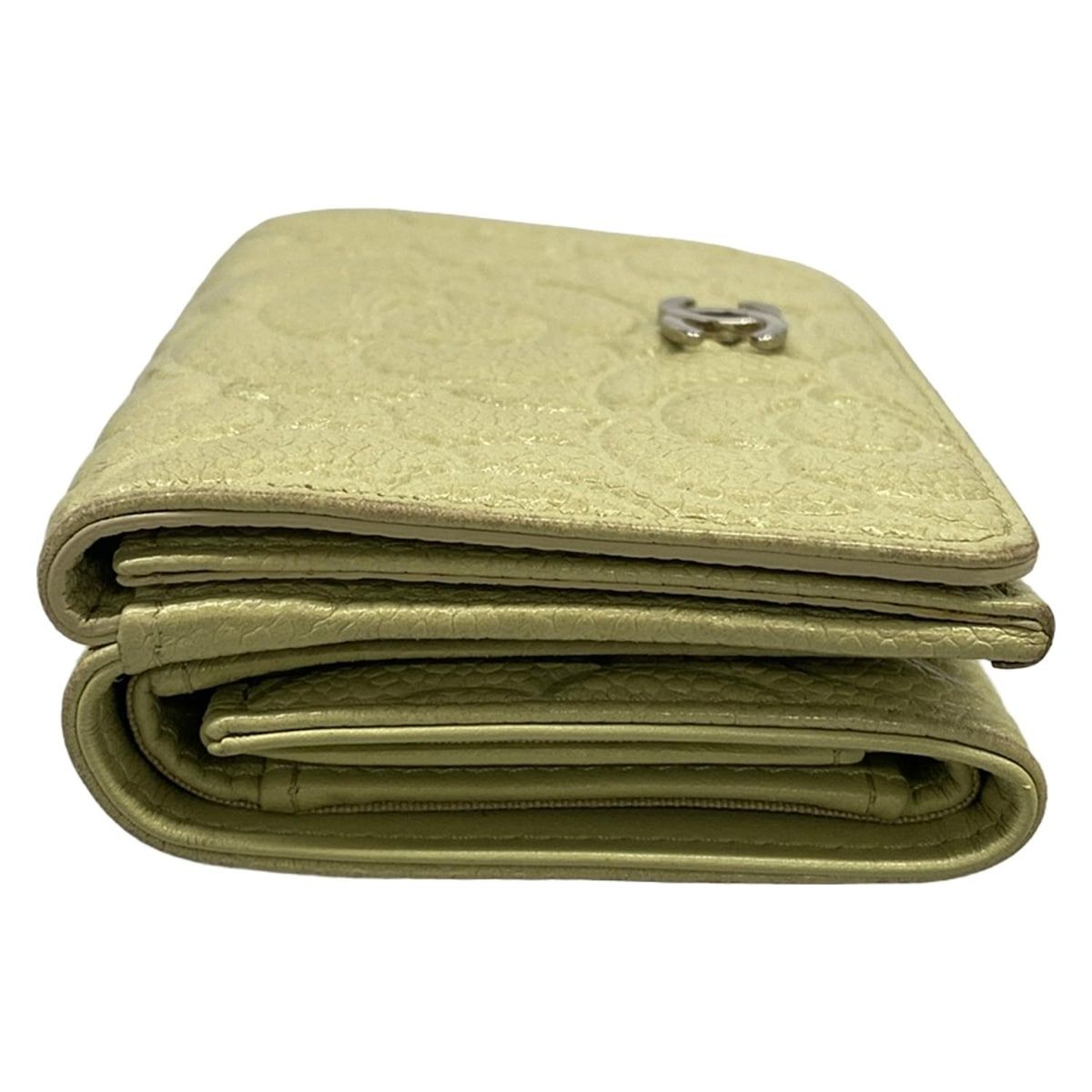 Chanel Trifold Wallet Camellia Light Green — view 8