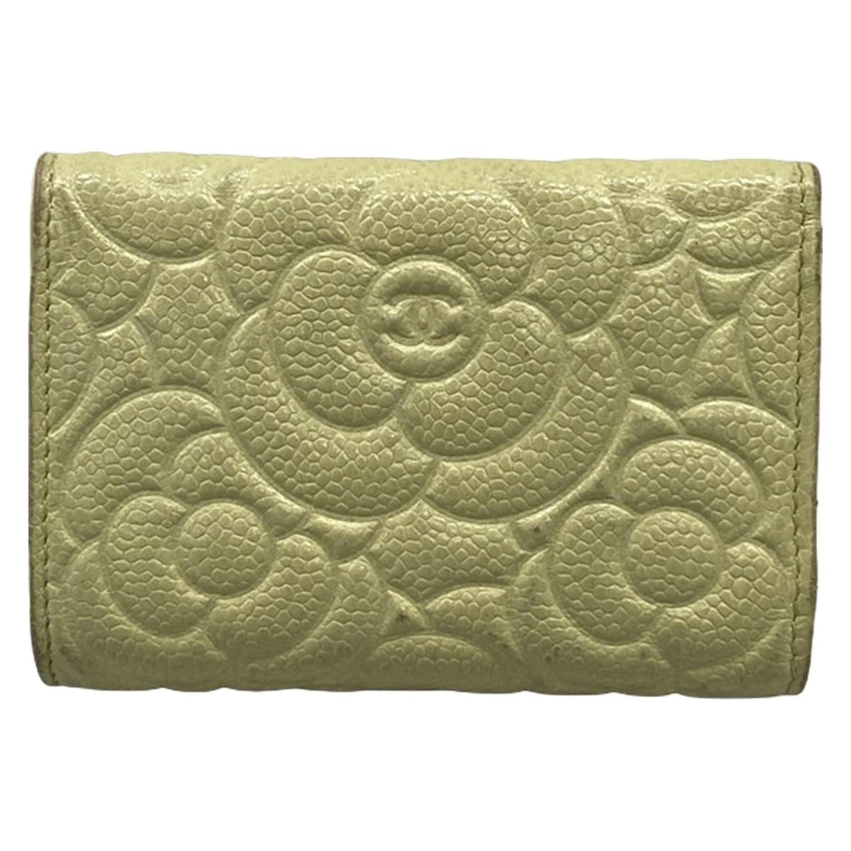Chanel Trifold Wallet Camellia Light Green — view 2