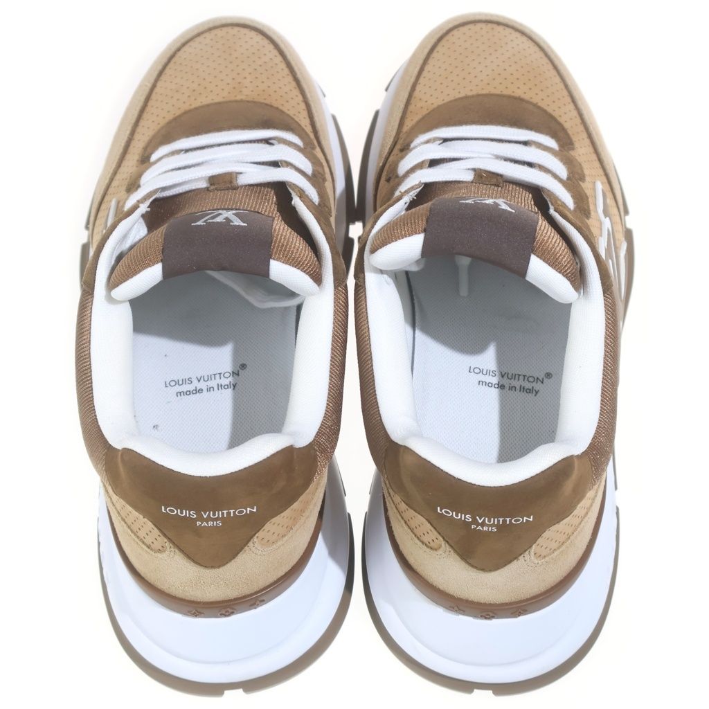 Louis Vuitton LV Classic Suede Low Cut Sneakers Beige — view 4