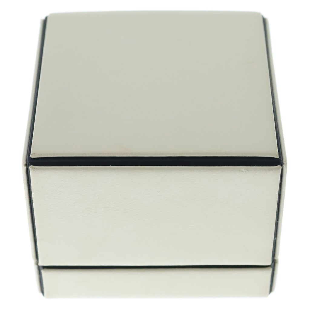 Chanel Quilted Diamond Ring White Gold Silver