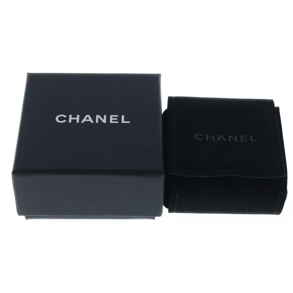 Chanel CC Logo Metal Strass Heart Rhinestone Earrings Silver — view 6