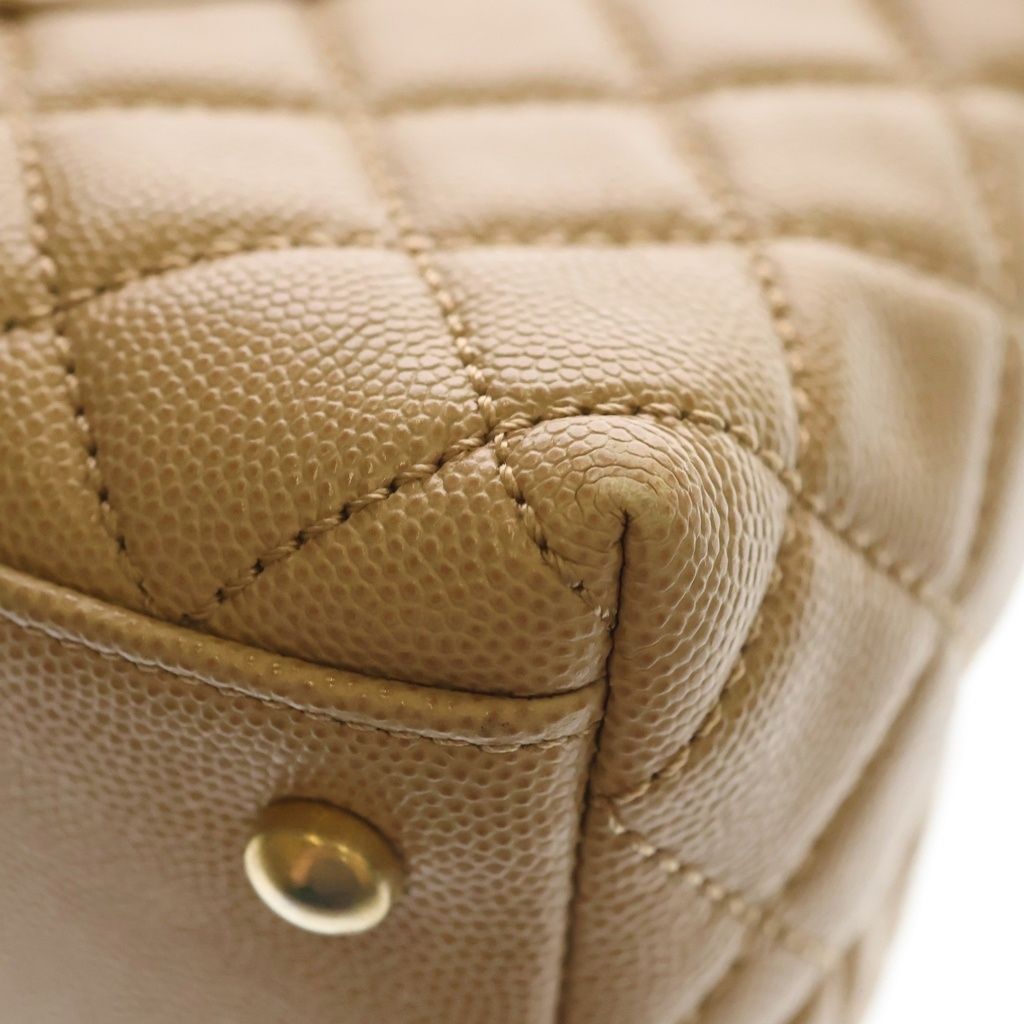Chanel Coco Handle 29 Quilted Large 2-Way Shoulder Bag Caviar Leather Gold Beige — view 6