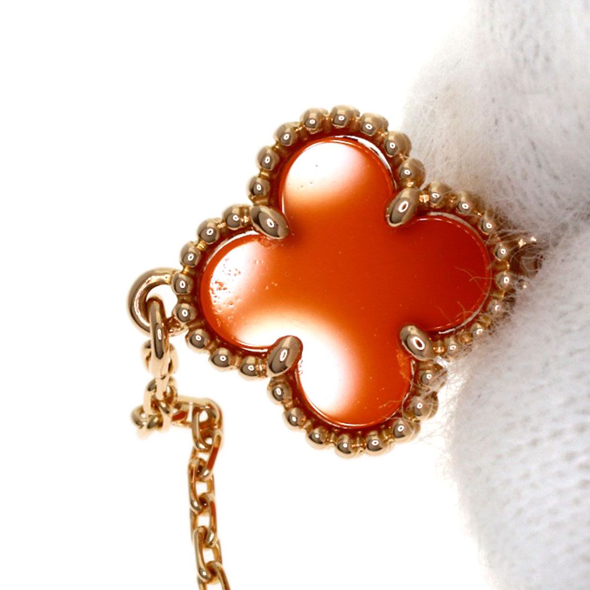 Van Cleef & Arpels Sweet Alhambra Canelian Bracelet 18k Pink Gold — view 6