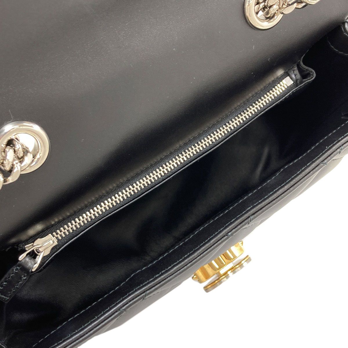Gucci Interlocking Chain Shoulder Bag Calf — view 5
