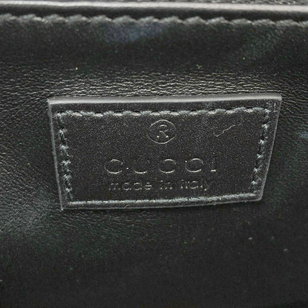 Gucci Interlocking Chain Shoulder Bag Calf — view 6