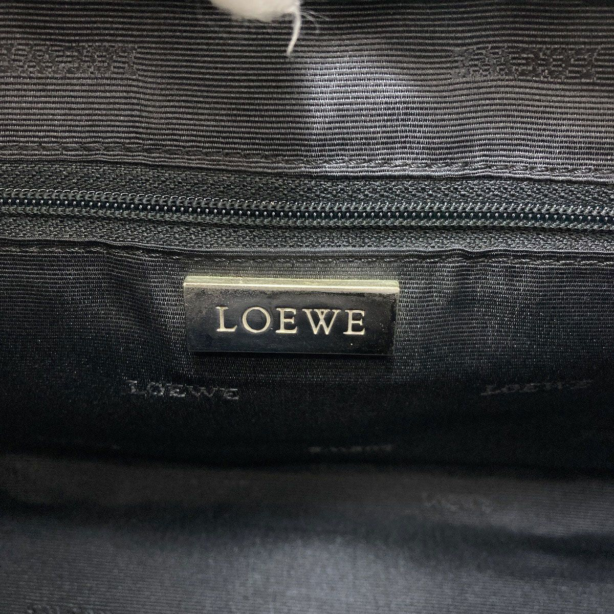 Loewe Amazona Handbag Calf — view 6