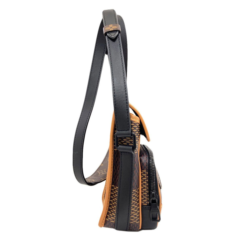 Louis Vuitton Amazon Messenger Shoulder Bag Monogram Canvas Damier Giant — view 3