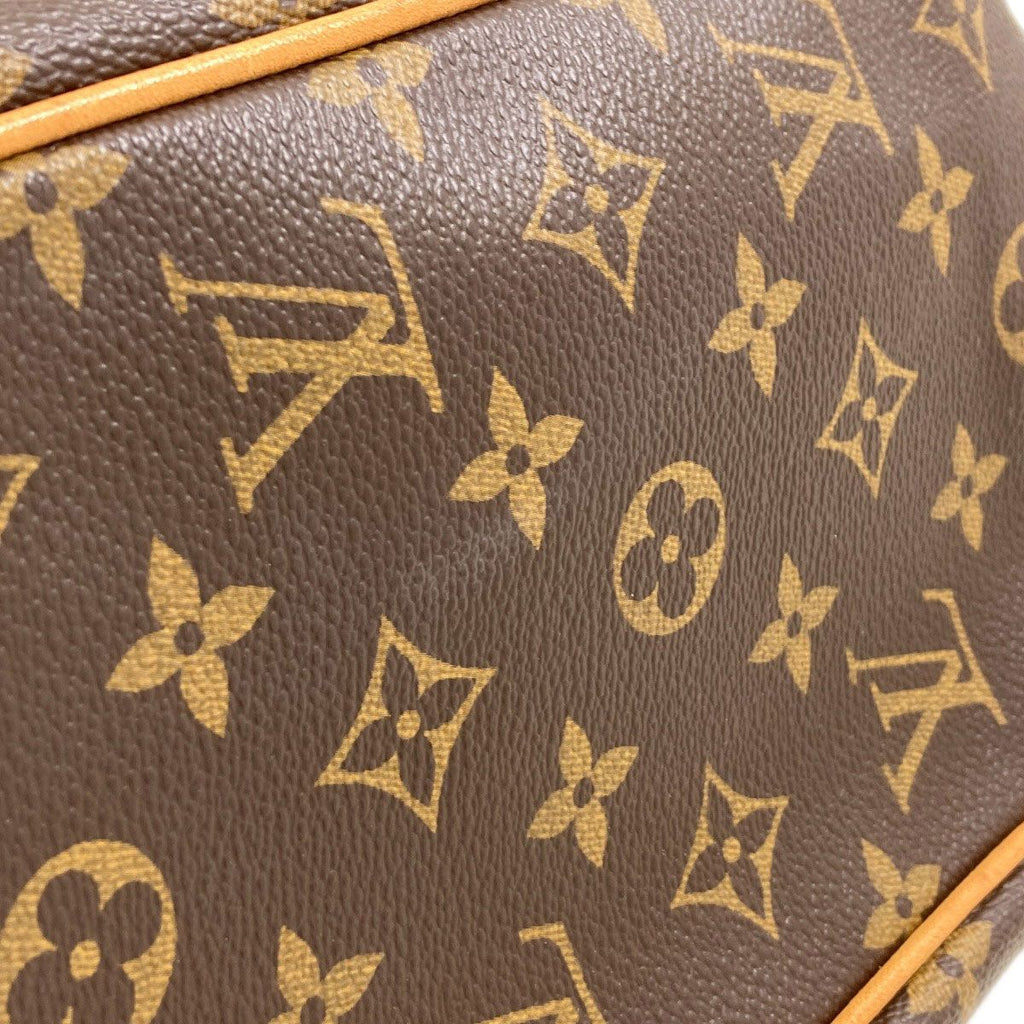 Louis Vuitton Batignolles Oriental Tote Monogram Canvas — view 9