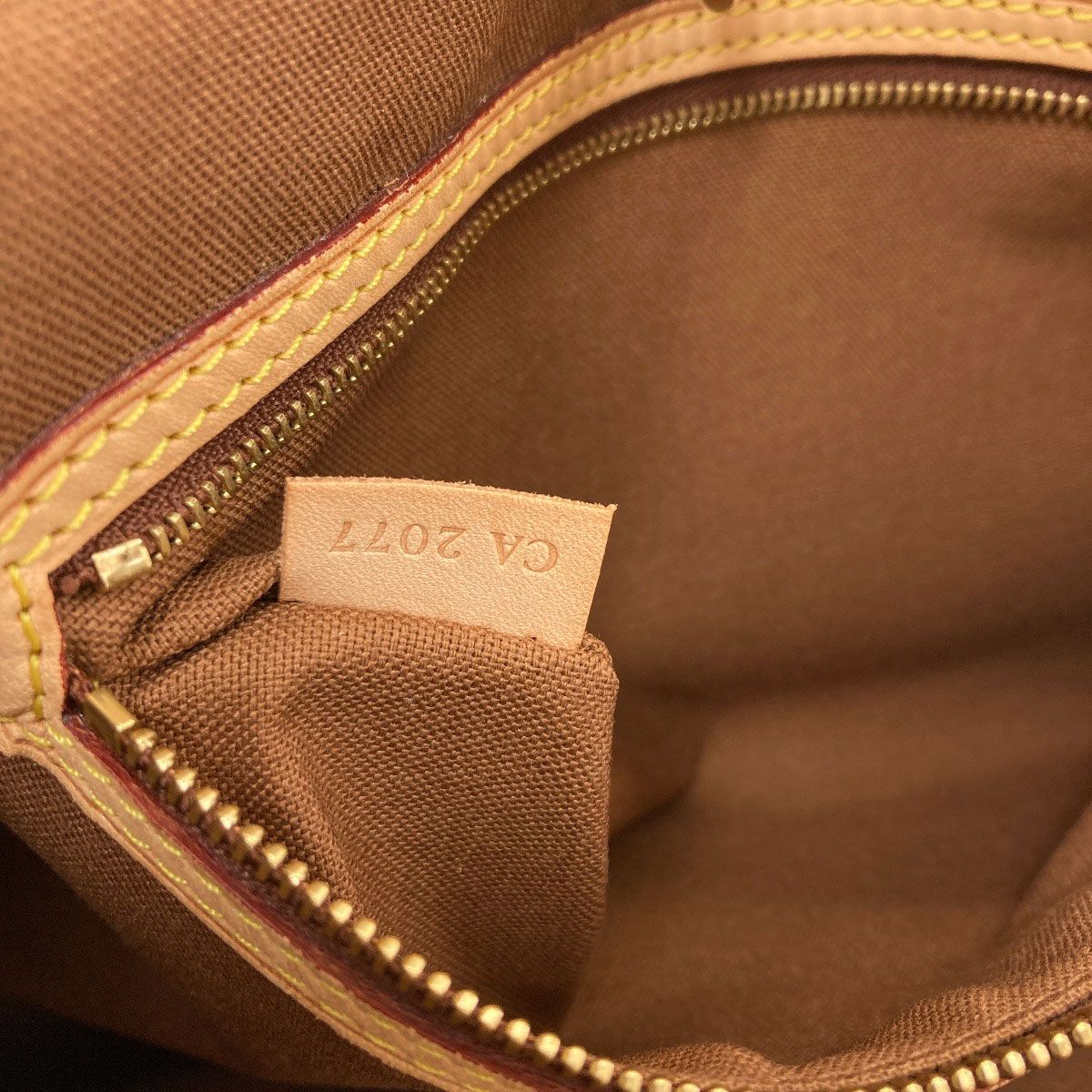 Louis Vuitton Batignolles Oriental Tote Monogram Canvas — view 7
