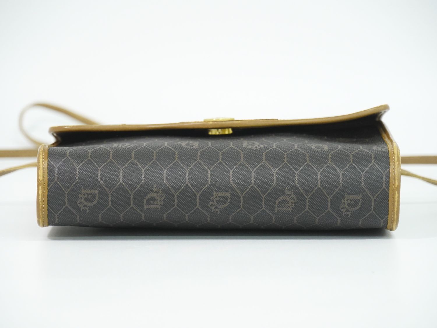 Dior Honeycomb Pattern Shoulder Bag Pochette Black — view 3