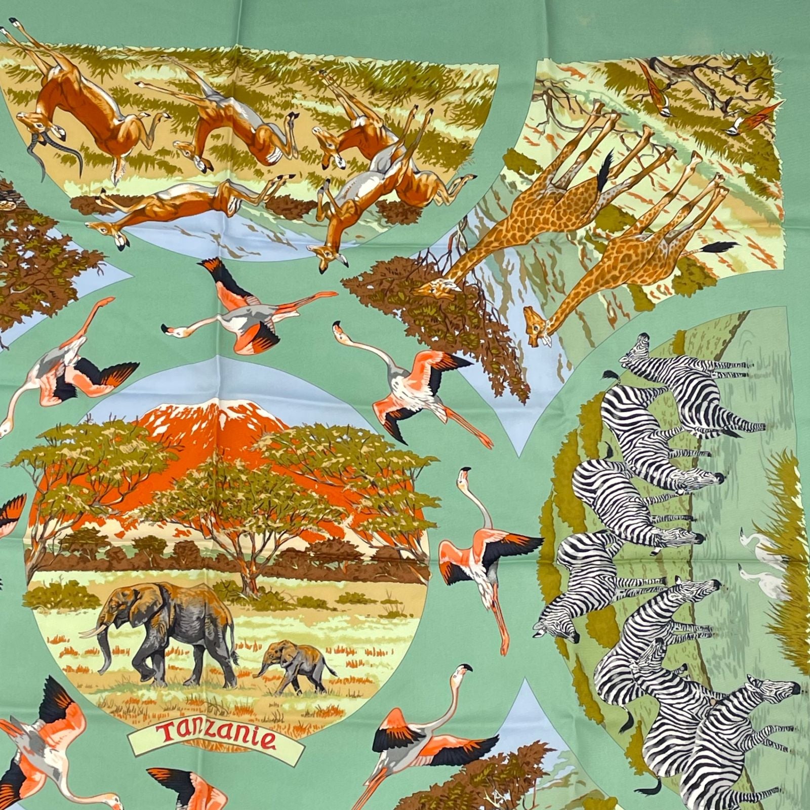 Hermes Carre 90 Scarf Silk Tanzania Green — view 3