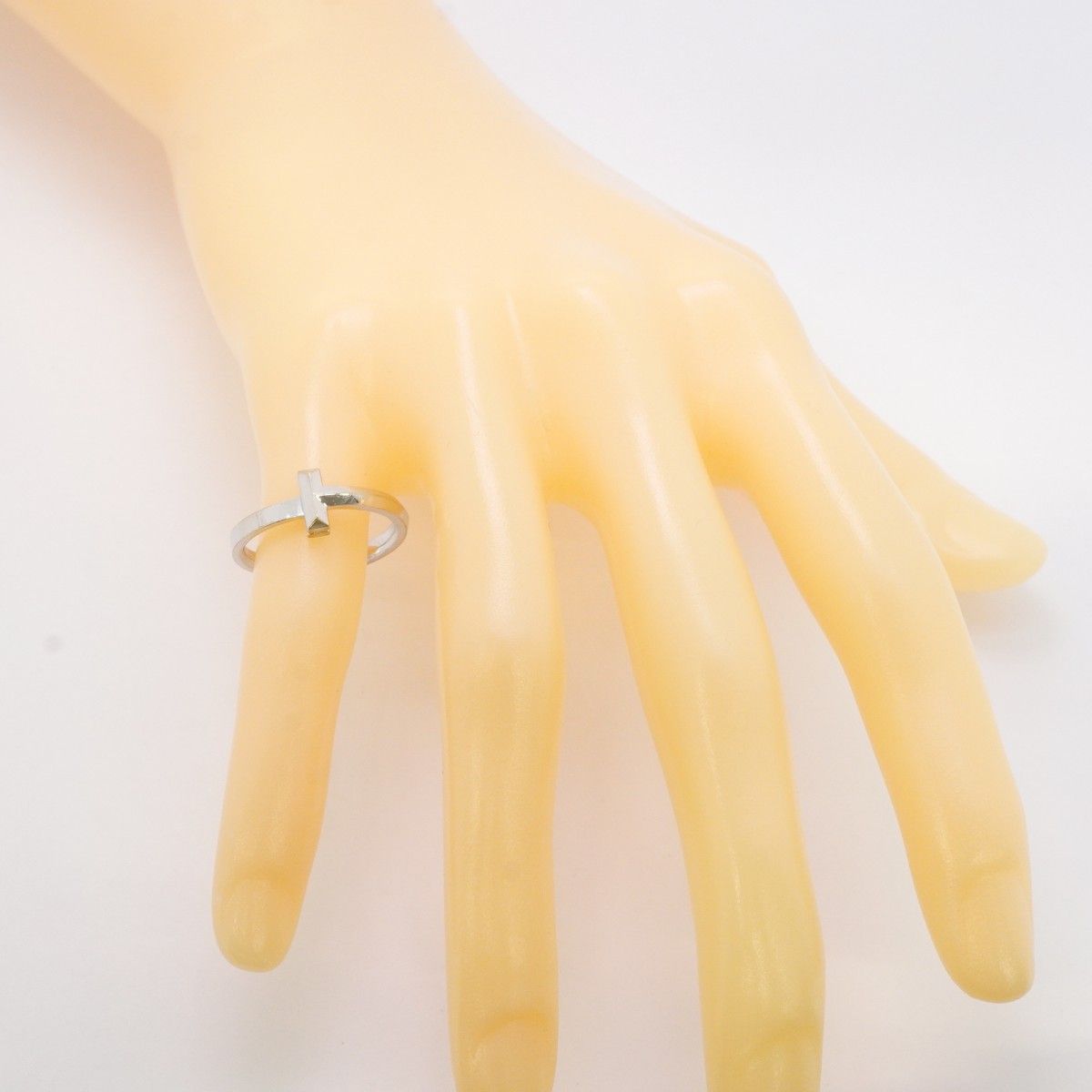 Tiffany & Co Ring T One 18k White Gold — view 6
