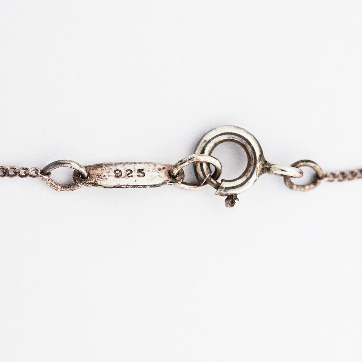 Tiffany & Co Necklace Heart Ribbon 18k Yellow Gold Silver — view 5