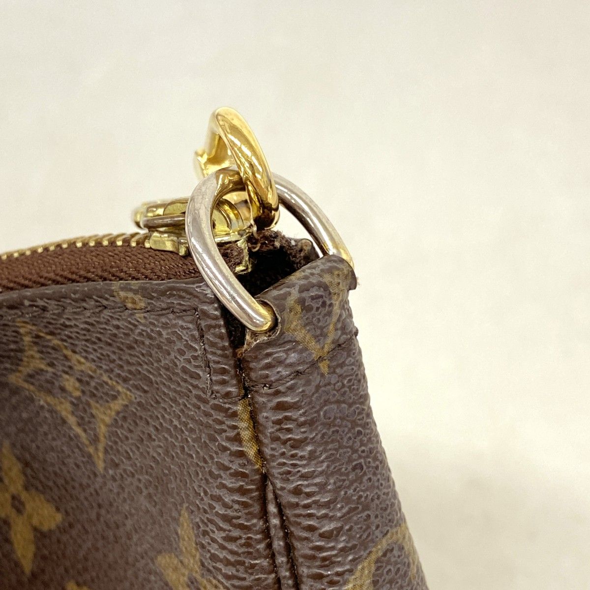 Louis Vuitton Pouch Monogram Mini Pochette Brown — view 7