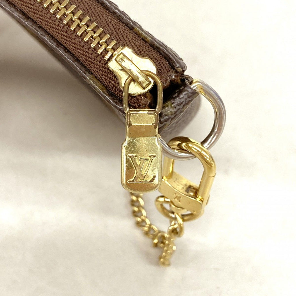 Louis Vuitton Pouch Monogram Mini Pochette Brown — view 8