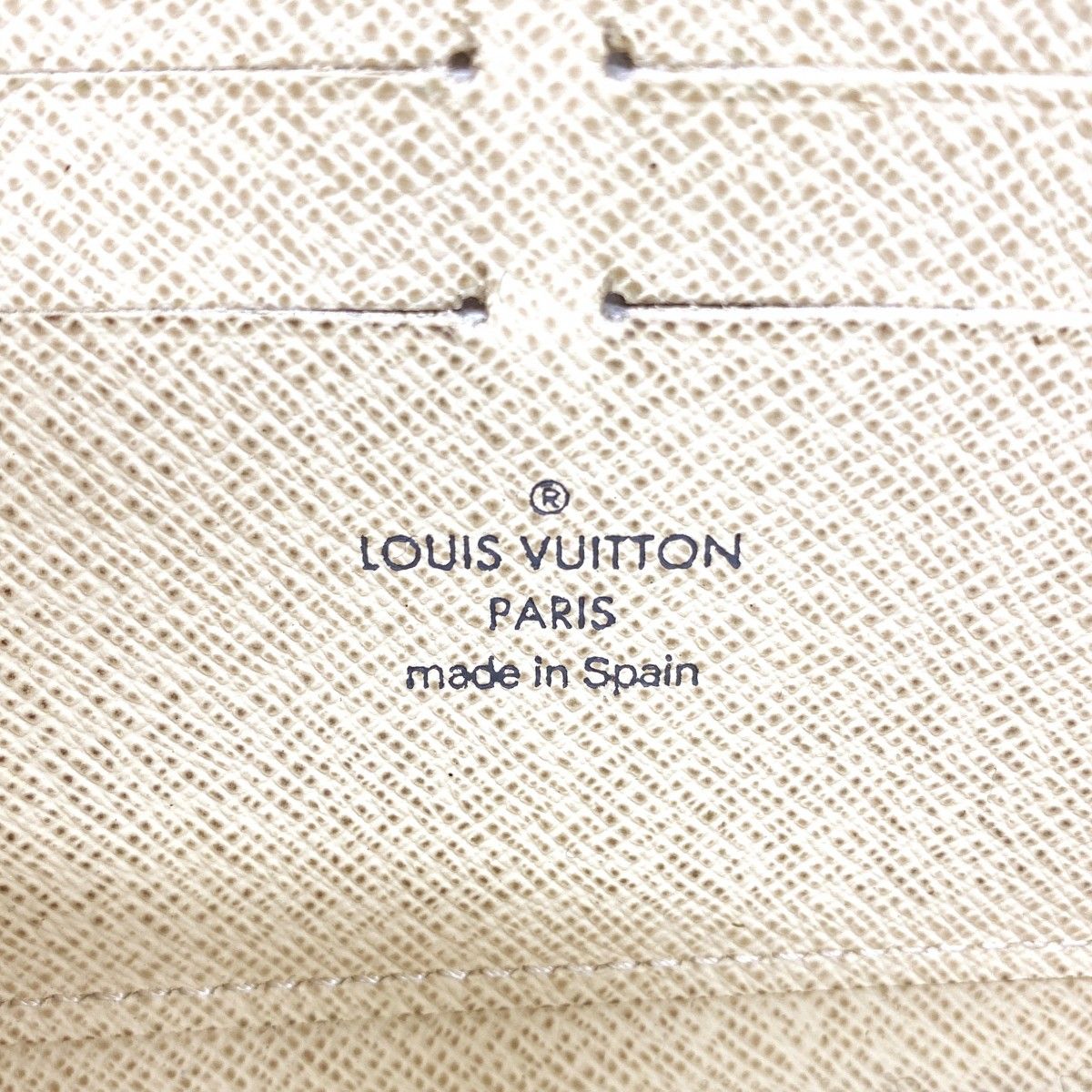 Louis Vuitton Wallet Damier Azur Zippy White — view 4