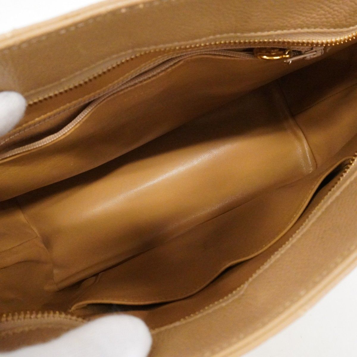 Chanel Tote Reissue Caviar Leather Beige Gold — view 4