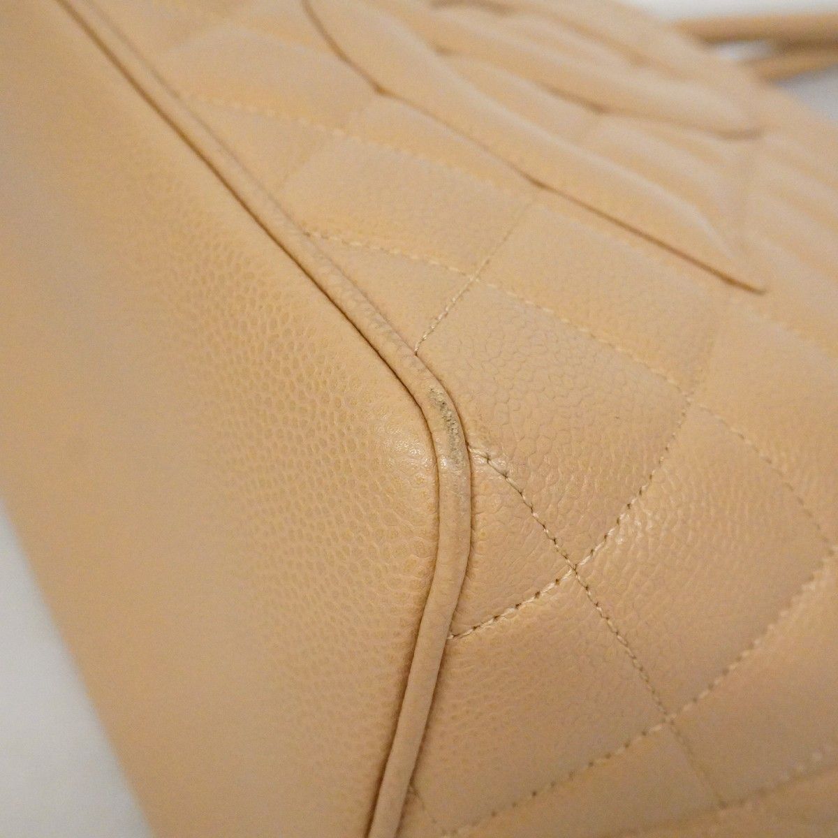 Chanel Tote Reissue Caviar Leather Beige Gold — view 6