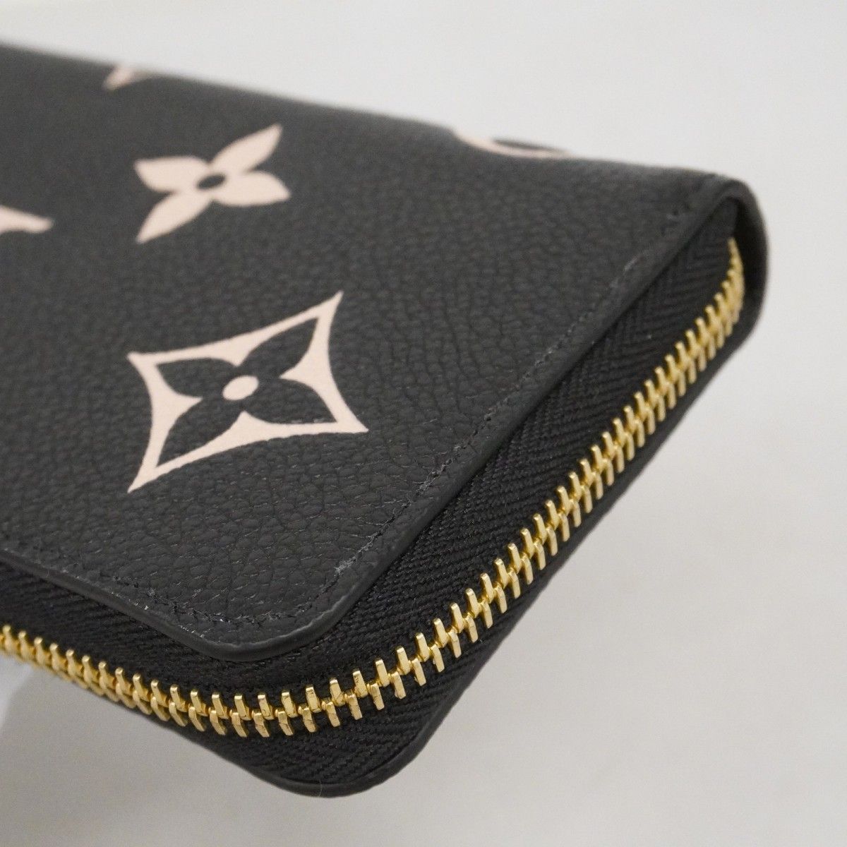 Louis Vuitton Wallet Monogram Empreinte Bicolor Portefeuille Clemence Black — view 5